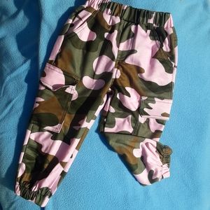 🍀3/15 Pink Camo Baby Jogger Pants 💞🤎